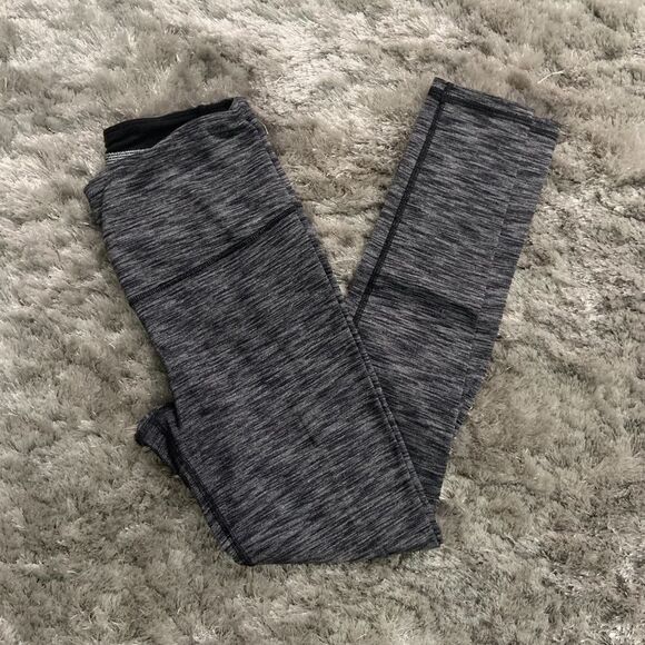 🏷️ 5 for $25 - VICTORIA Sport Knockout Heather Gray Legging - Picture 3 of 5